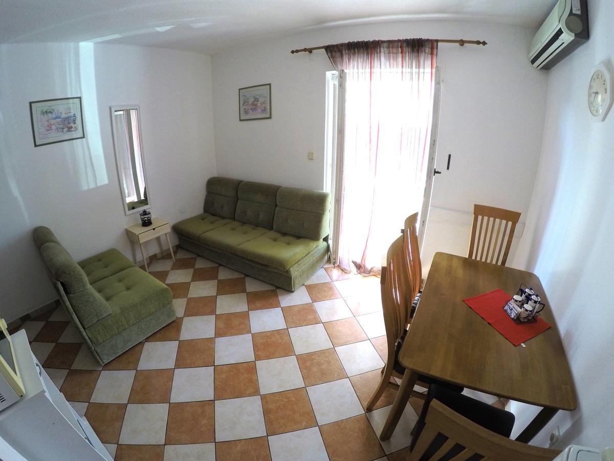 Blue City Apartment'S Repic Biograd Na Moru Zewnętrze zdjęcie
