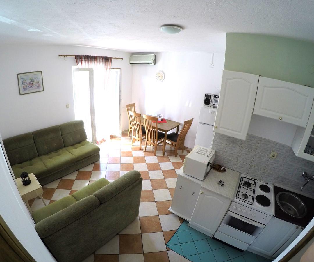 Blue City Apartment'S Repic Biograd Na Moru Zewnętrze zdjęcie