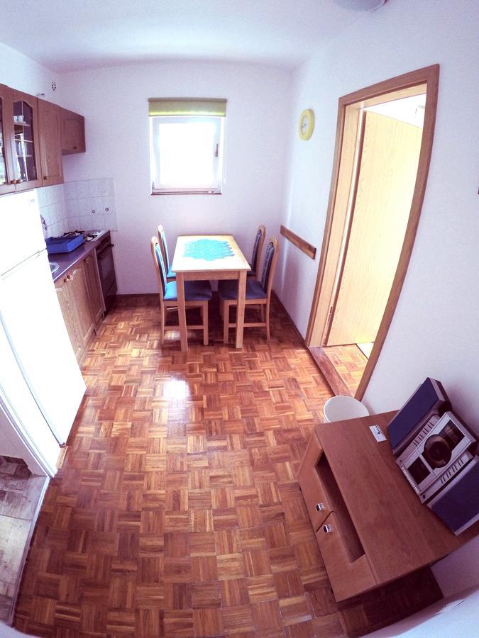Blue City Apartment'S Repic Biograd Na Moru Zewnętrze zdjęcie