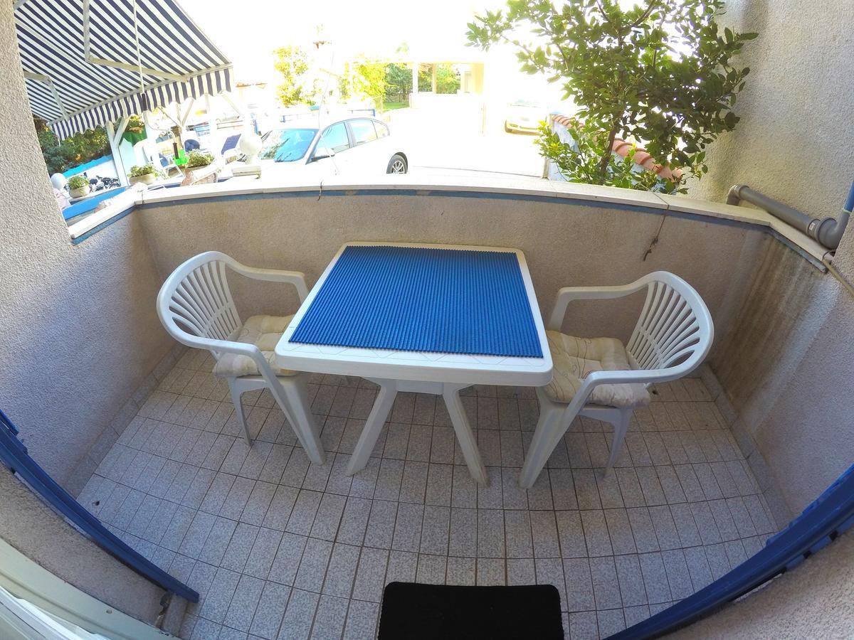 Blue City Apartment'S Repic Biograd Na Moru Zewnętrze zdjęcie