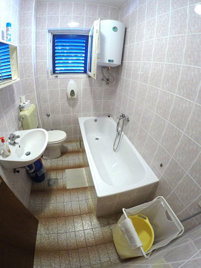 Blue City Apartment'S Repic Biograd Na Moru Zewnętrze zdjęcie